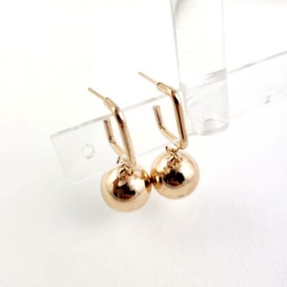 33. Fine Golden Jewellery Drop Earrings Light Weight For Women Fashion Wedding Jewelery In Zircon 8