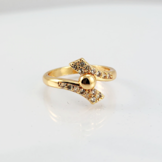 Dr19 - Gold Plated Athena Zircon Ring – Trendy Women’s Ring In Pakistan