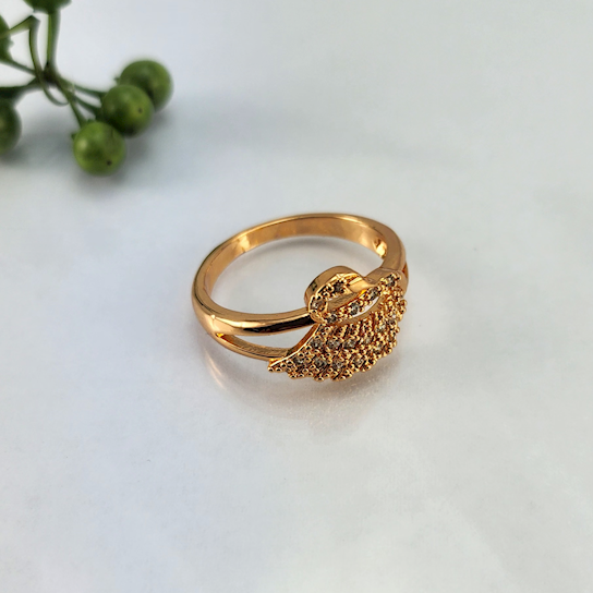 Dr4 – Gold Plated Stylish Unique Duck Design Crystal Stones Zircon Ring – Trendy Women’s Ring In Pakistan